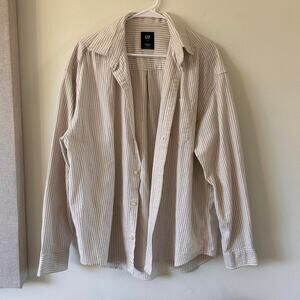 Tan and white striped gap